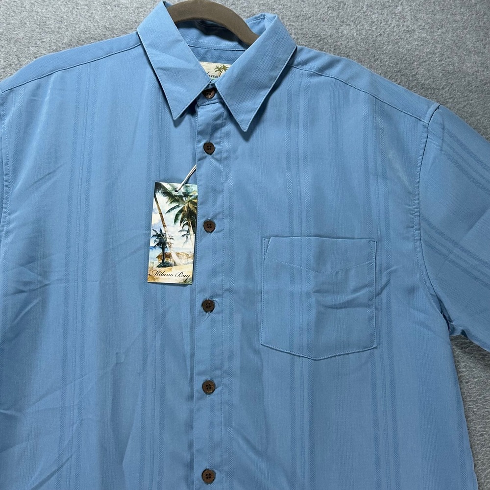 Milano Bay Button Down Shirt Mens Medium Light Blue Tropical Island Style